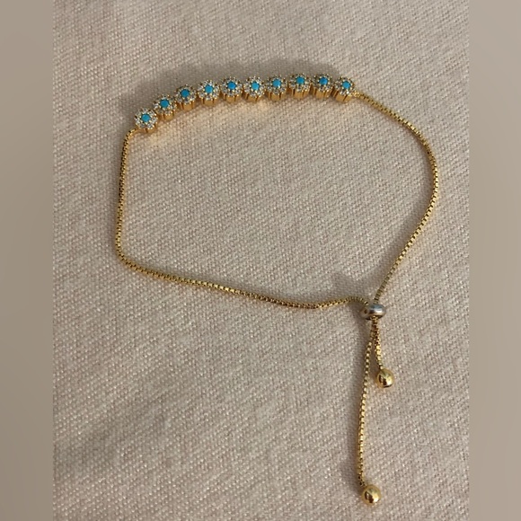 Robin’s Egg Blue Turquoise Bracelet - Picture 4 of 5
